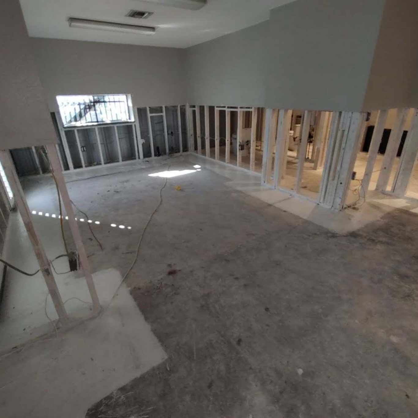 1-800 Dry Me Out safe sewage cleanup