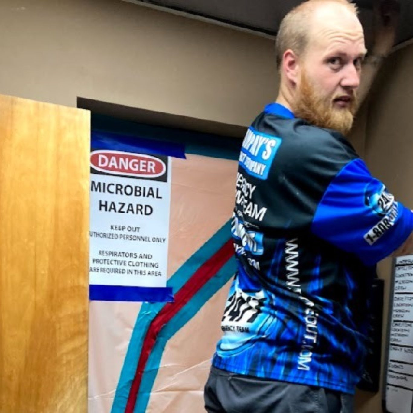 1-800 Dry Me Out safe sewage cleanup