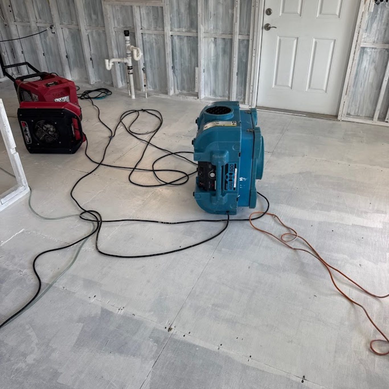 Fire damage cleanup by 1-800 Dry Me Out professionals